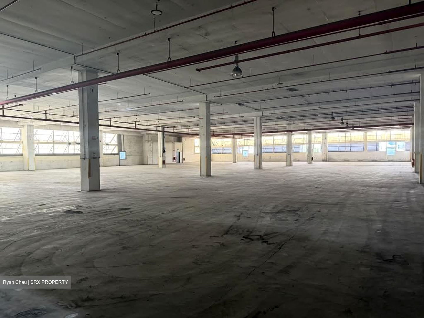 Gul Crescent (D22), Warehouse #587779471